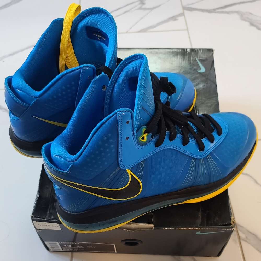 Lebron 8 "Entourage"